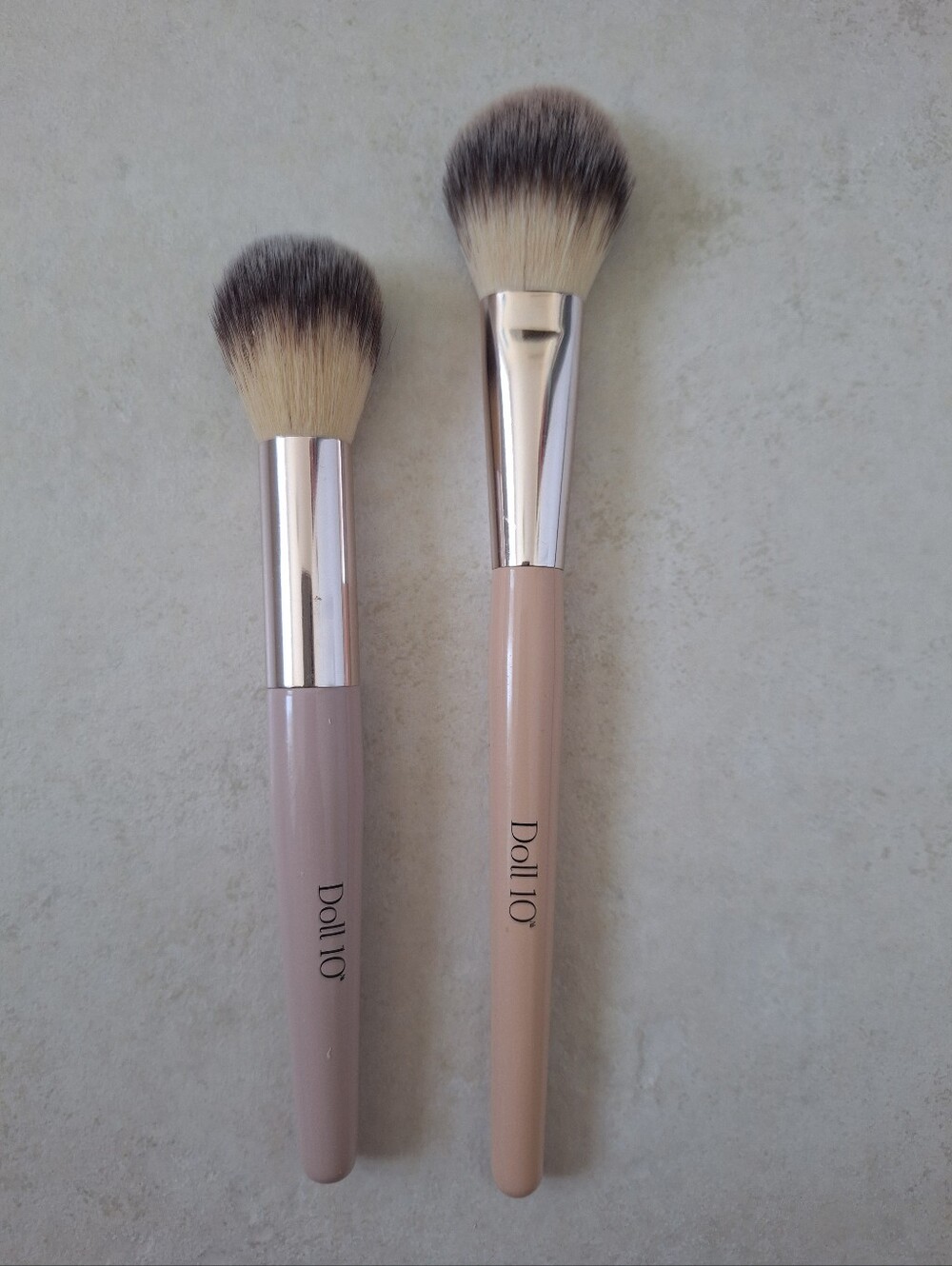 Doll 10 Number 17 And 20 Makeup Brushes